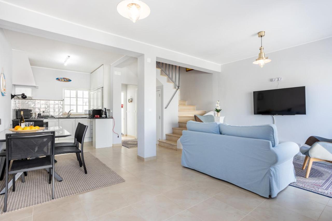 Newly Renovated 2 Bedroom Townhouse - Close To Salema Beach Extérieur photo