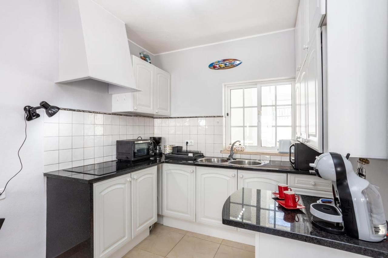Newly Renovated 2 Bedroom Townhouse - Close To Salema Beach Extérieur photo