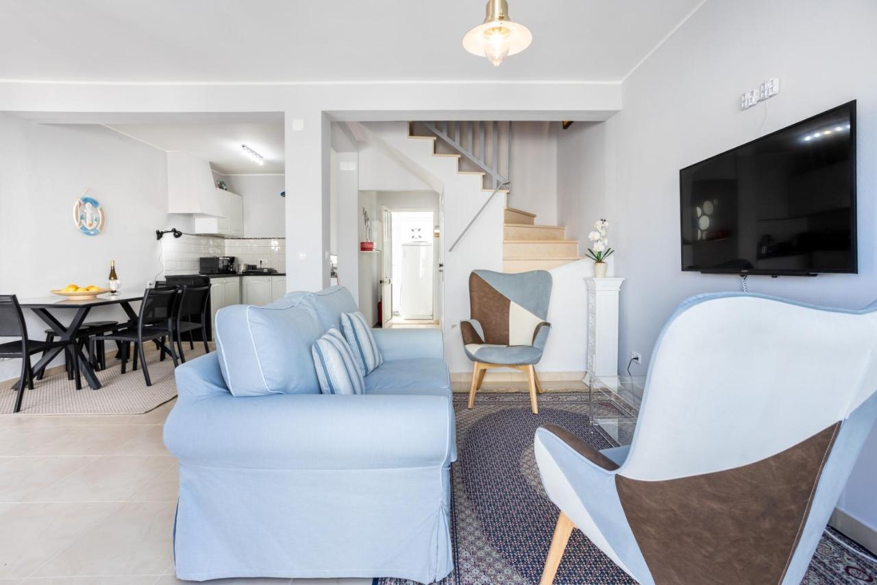 Newly Renovated 2 Bedroom Townhouse - Close To Salema Beach Extérieur photo